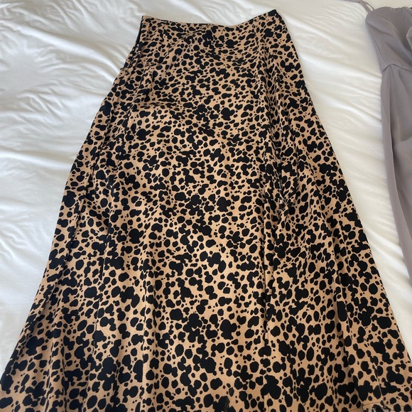 Reformation Dresses & Skirts - Reformation skirt